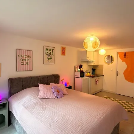 Dopamine Apartment